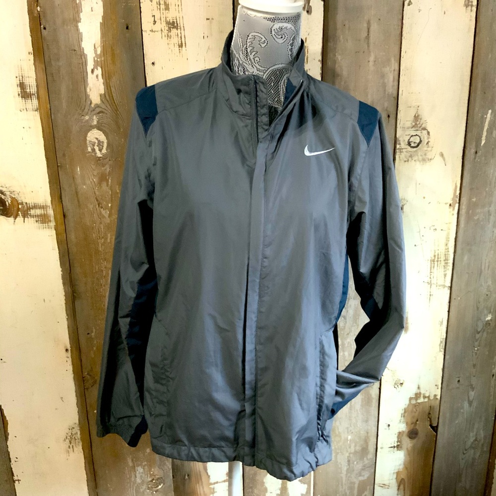Nike windbreaker